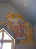 Настенные росписи в водосвятной часовне, выполнены игуменией монастыря Елизаветой, Силоамская купель